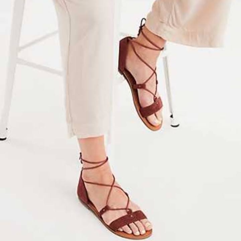 American Eagle Lace Up Flats NWOT